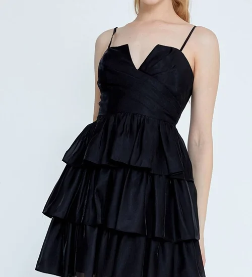 پیراهن عروسکی